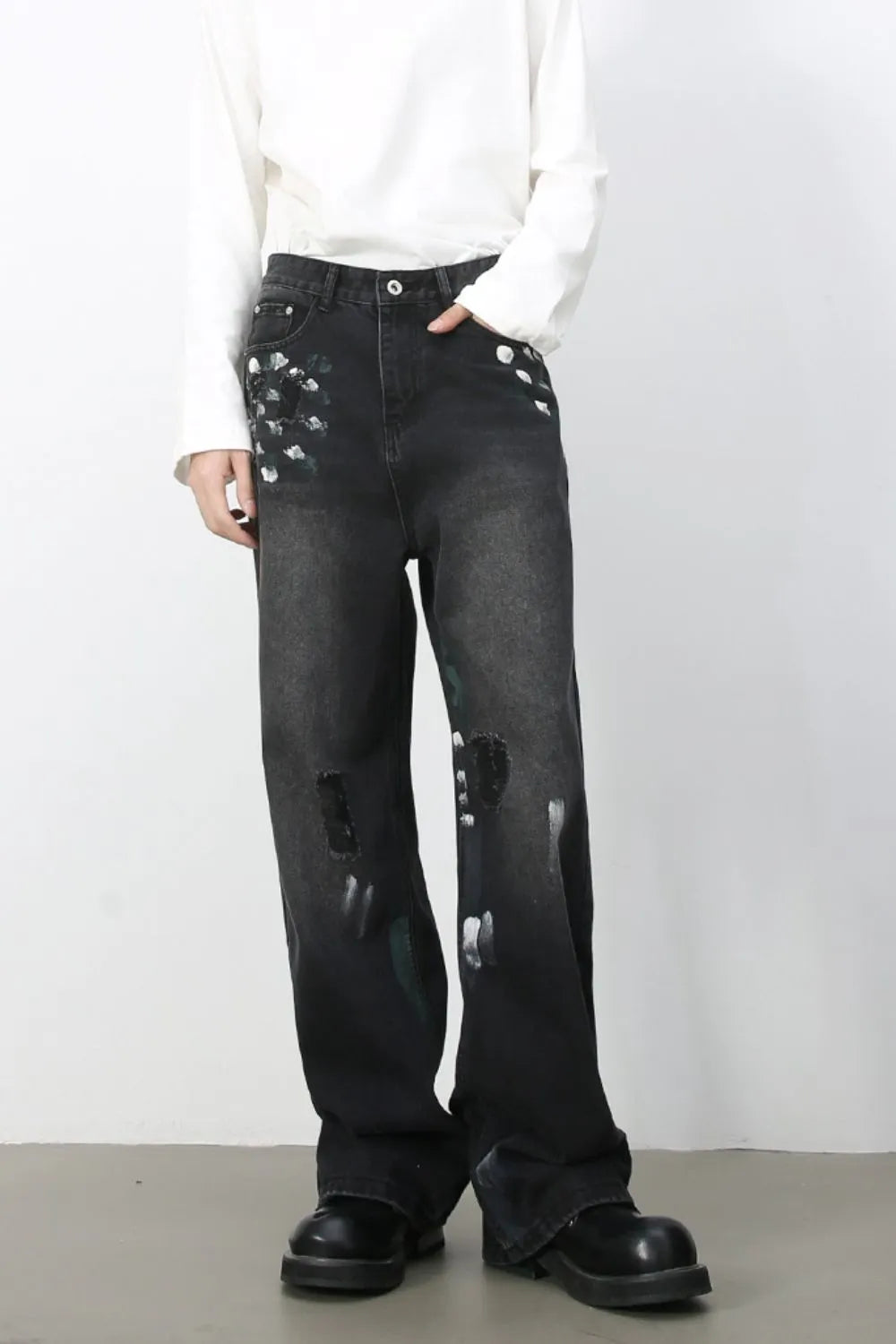 Men’s Distressed Paint Splatter Black Wide Leg DenimJeans