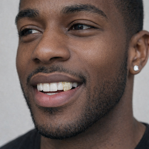 Single Tooth Micropavé CZ Gold Grillz – Iced Out Cubic Zirconia Front Tooth & Canine Dental Jewelry