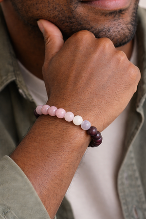 Love Spell Healing Crystal Bracelet for Men – Garnet, Strawberry Quartz, Rhodonite, Rose Quartz & Moonstone Beaded Energy Bracelet for Love & Attraction