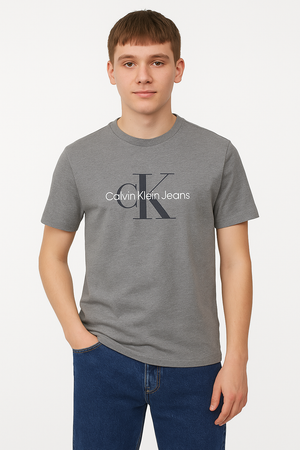 Calvin Klein Jeans Logo Graphic T-Shirt for Men – Classic Grey Crewneck Tee, Casual Designer Style