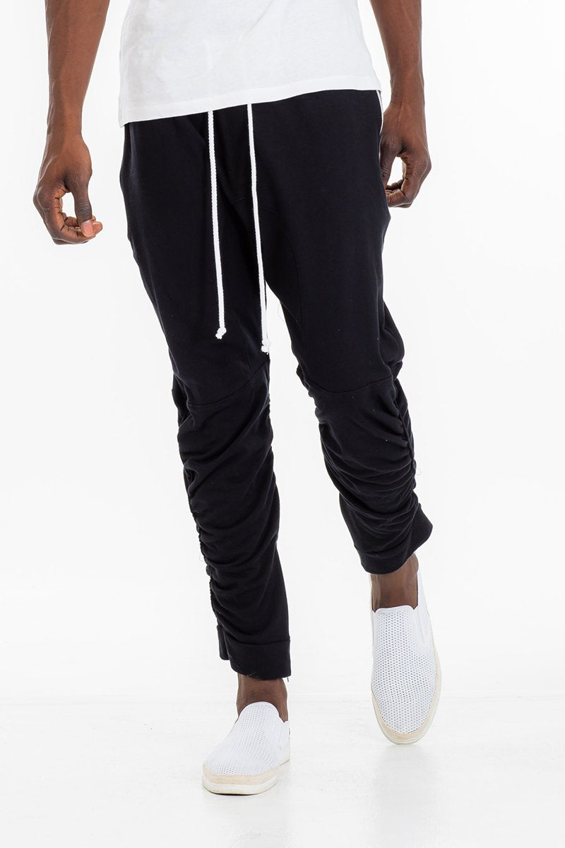 Men’s Slim Fit Black Jogger Pants with Zipper Cuffs & Drawstring – Casual Streetwear Sweatpants