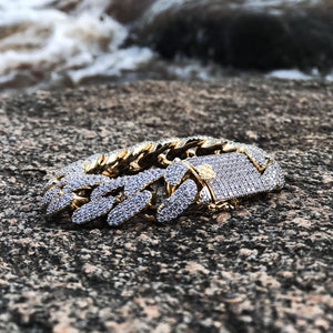 “14K Gold Plated Cuban Link Bracelet – 18mm Iced Out with AAA Cubic Zirconia, 7 Inch, Hip Hop Jewelry for Men 961531